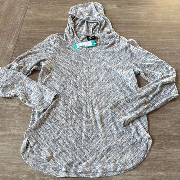 BOBEAU
Tia Sleep & Lounge Ultimate Cozy Hoodie Grey M Nwt Stitch Fix - Picture 3 of 4